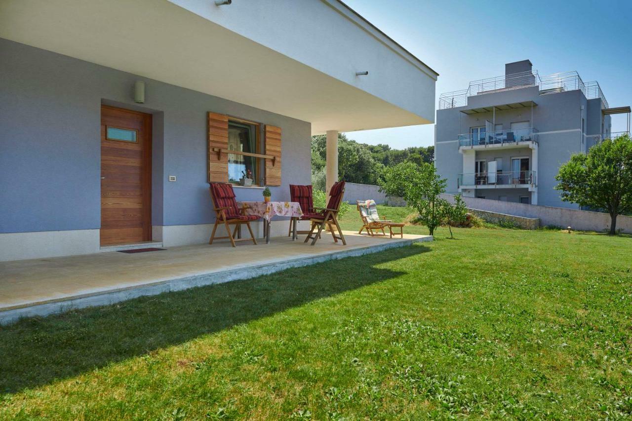 Villa Giardina Apartments Винкуран Екстериор снимка