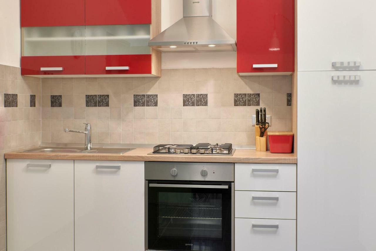 Villa Giardina Apartments Винкуран Екстериор снимка